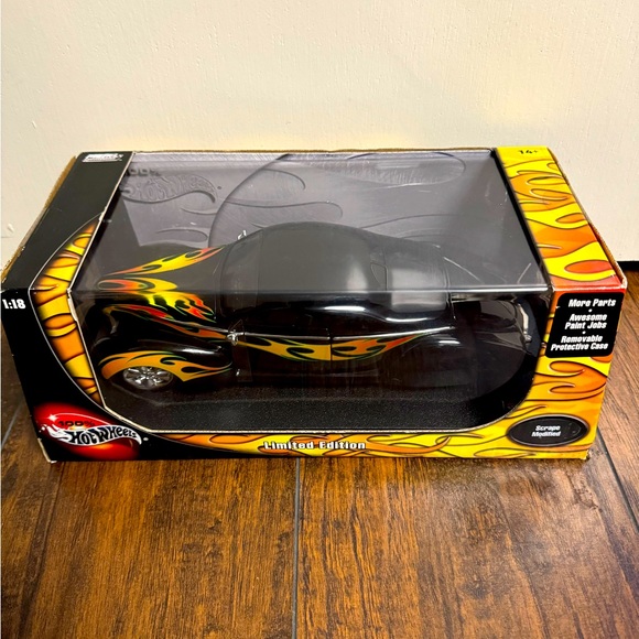 Hot Wheels 1937 Lincoln Zephyr Die-Cast Scrape Modified 1:18 Investment Rare - Picture 1 of 13